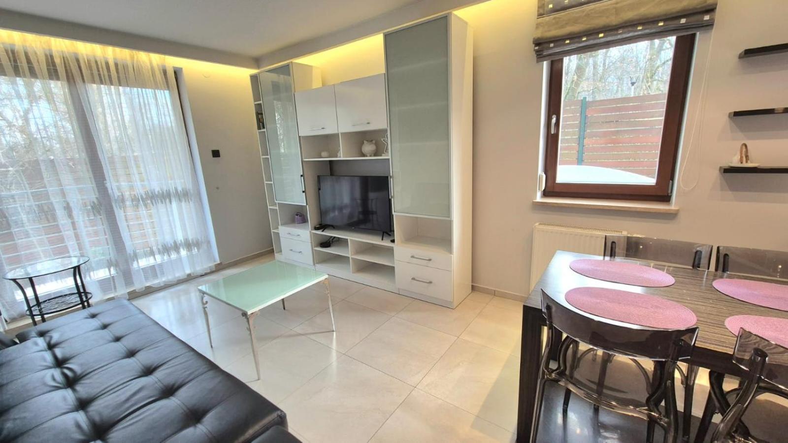 Apartment Z Ogrodem
